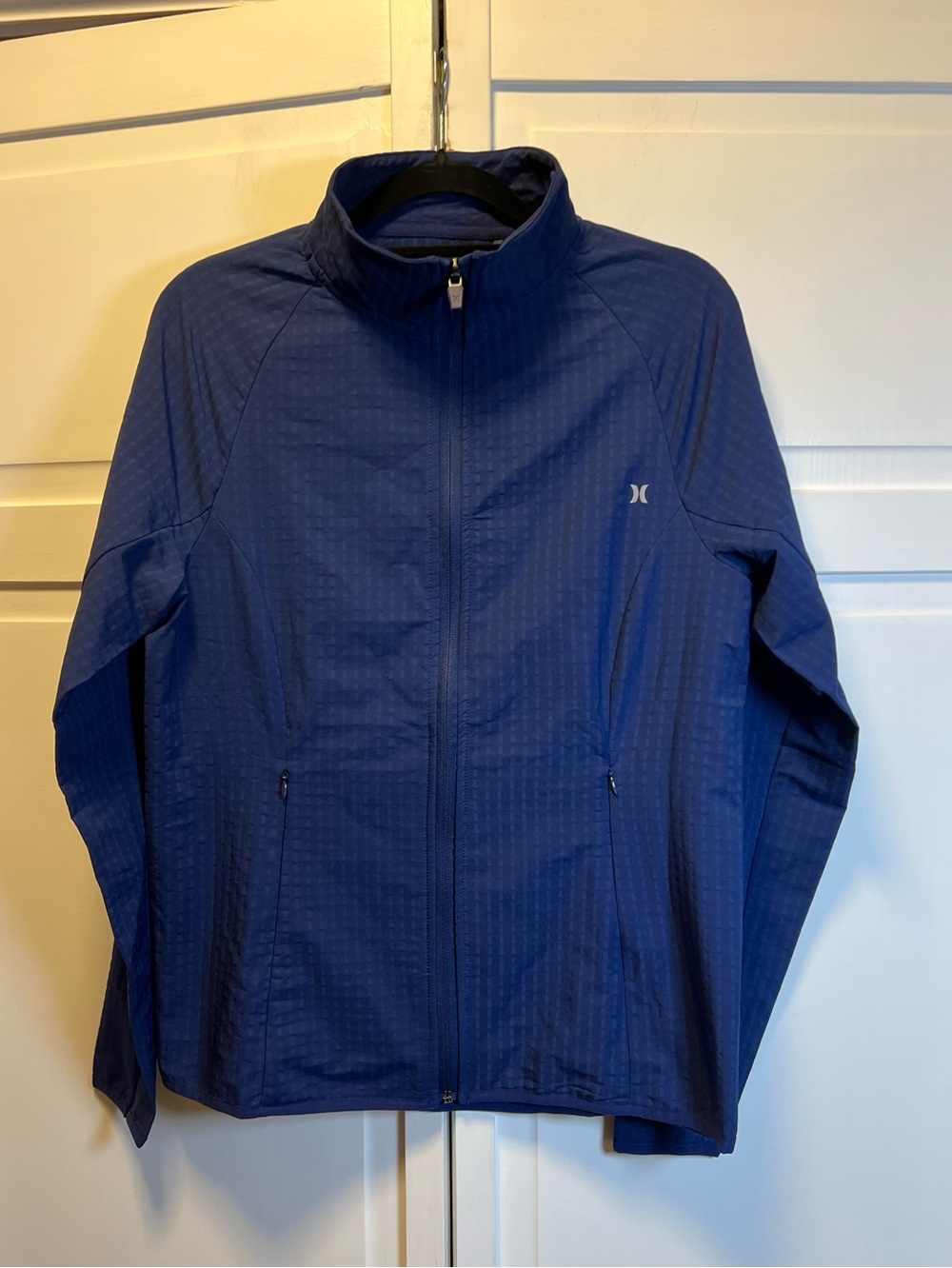 NWT Hurley Women’s Mock Neck Trail Jacket Size Small Color Blue